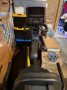 Horizon 8.0R Recumbent Exercise Bike - Photo 4