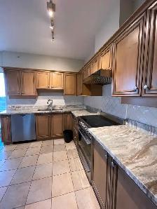 Furnished 2-Bedroom   Den Ocean-View Condo at UBC — Available Se - Photo 11