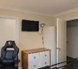 Master Bedroom for Rent - Photo 2