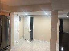 Spacious 2 Bedrooms   1 Bath   1 Large Den Basement for Rent - Photo 7