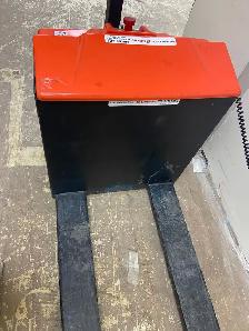 ELECTRIC PALLET JACK