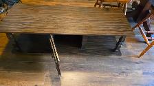 Free Coffee table - Photo 2