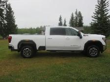 2025 GMC Sierra 3500HD SLE - Photo 4