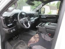 2025 GMC Sierra 3500HD SLE - Photo 7