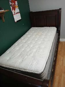 twin bed - Photo 3