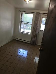 Facing Metro Place St Henri$538 Room with Own Address & Mailbox