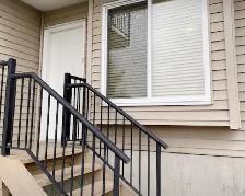 Bright Cozy 2 Bedroom Suite, Independent Entry, Good Location