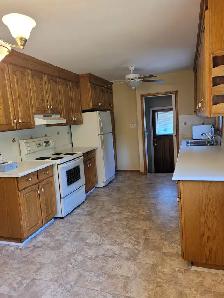 Rooms for RENT NOW Oshawa/Durham Region - Photo 3