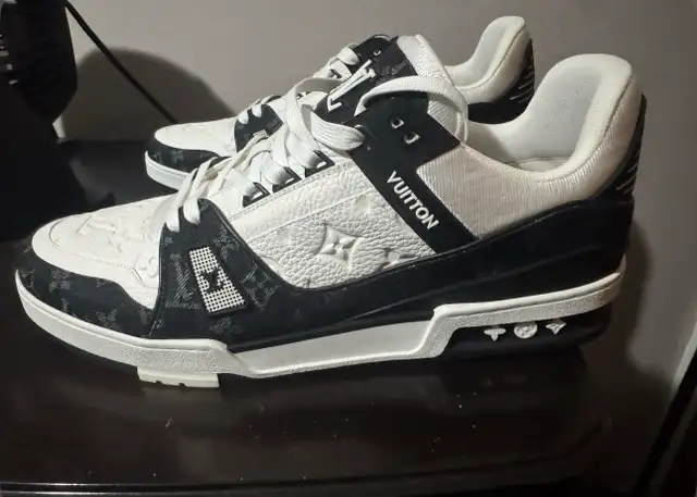 Louis Vuitton LV Trainer Sneakers. Size 13
