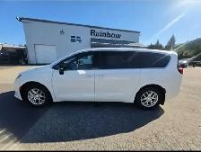2027 Chrysler Grand Caravan SXT - Photo 3