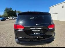 2027 Chrysler Grand Caravan Sxt - Photo 4