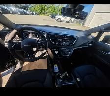 2027 Chrysler Grand Caravan Sxt - Photo 5