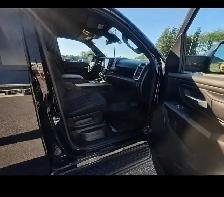 2026 Ram 1500 Black Express - Photo 9