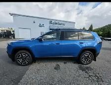 2026 Jeep Cherokee Laredo - Photo 3