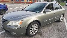 RUST FREE 2009 Hyundai Sonata LIMITED V6 with LEATHER INTERIOR!