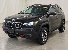 2019 Jeep Cherokee Trailhawk 4WD - Backup Cam, Power Liftgate - Photo 2