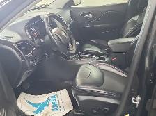 2019 Jeep Cherokee Trailhawk 4WD - Backup Cam, Power Liftgate - Photo 5