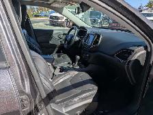 2019 Jeep Cherokee - Photo 12