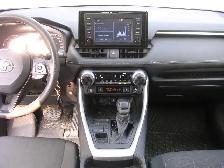 2021 Toyota RAV4 LE AWD - Photo 9