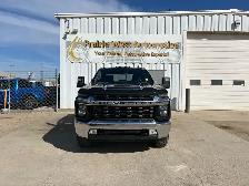 2022 Chevrolet Silverado 3500HD LT Crew Cab 6.6L V8 Diesel | Com - Photo 2