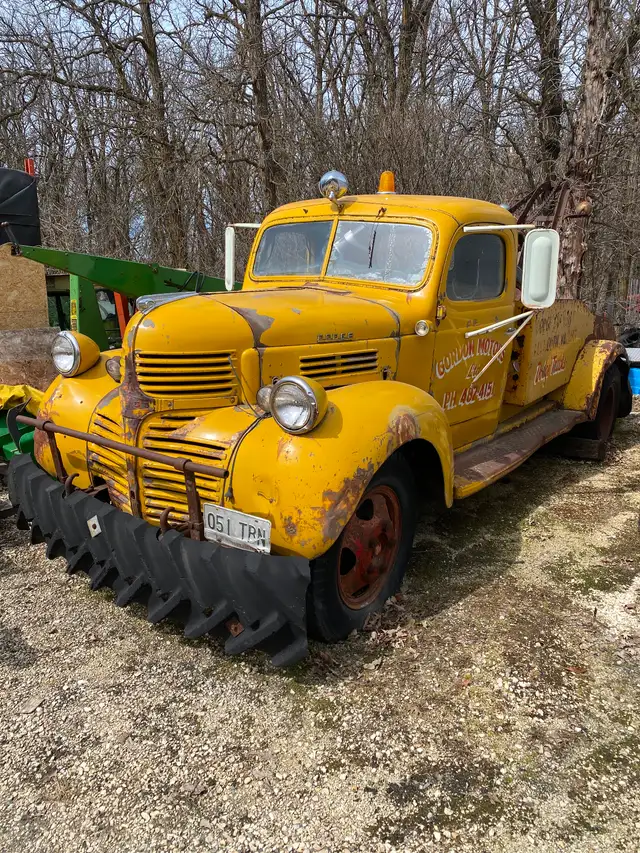 Vintage Dodge Tow Truck / Wrecker for sale