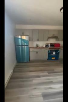 LOVELY 2 BR FLAT DOWNTOWN WINDSOR ACT FAST ! - Photo 3