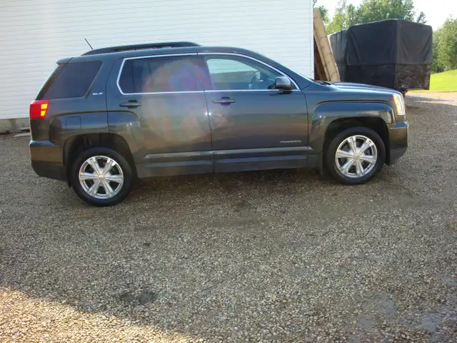 2017 gmc terrain  asking $ 13660.00 or OBO