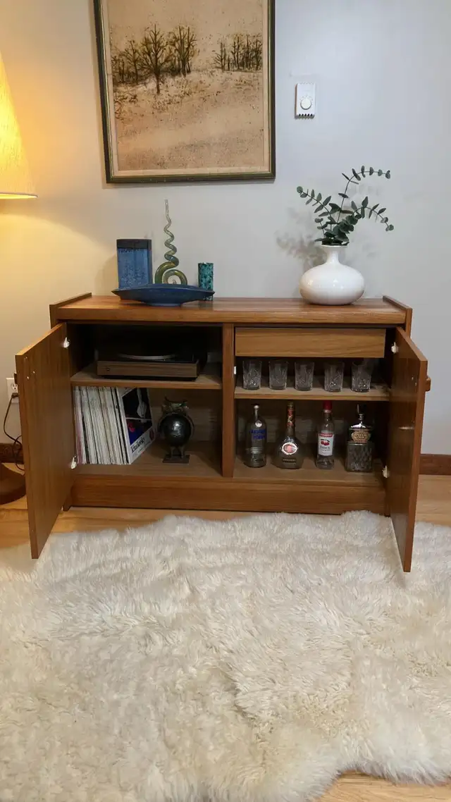 Mid century. TEAK TECK. Lamp / Buffet, crédence, bar, vitrine di