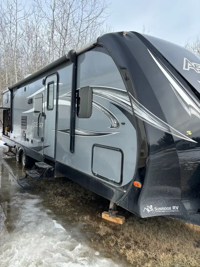 2015 Dutchman Aerolite