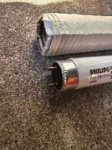 Philips F15 T8/CW Fluorescent Light Bulb - Photo 3