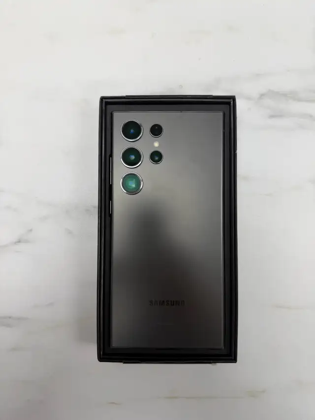 Samsung Galaxy S24 Ultra 256GB Unlocked