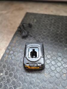 Dewalt 18v battery charger