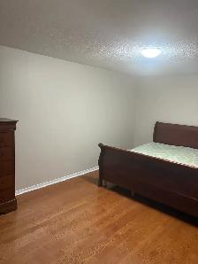 Pickering Room Available - Photo 7