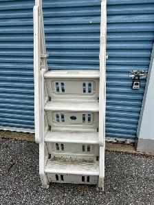 pool ladder