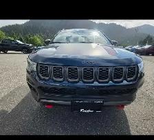 2026 Jeep Compass TrailHawk - Photo 2