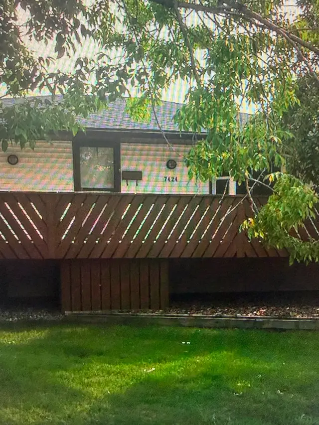 Main floor suite for rent in ogden