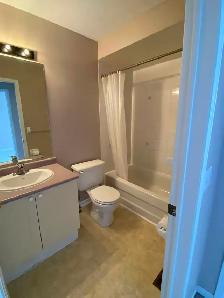 End Townhouse (3 Bedroom, 2.5 Bathroom) for rent in Whitby, ON - Photo 9