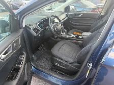 2017 Ford EDGE - Photo 11