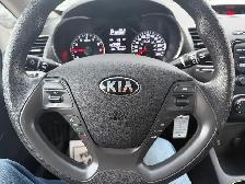 2017 Kia FORTE - Photo 16