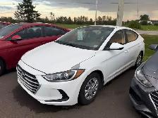 2017 Hyundai Elantra - Photo 2
