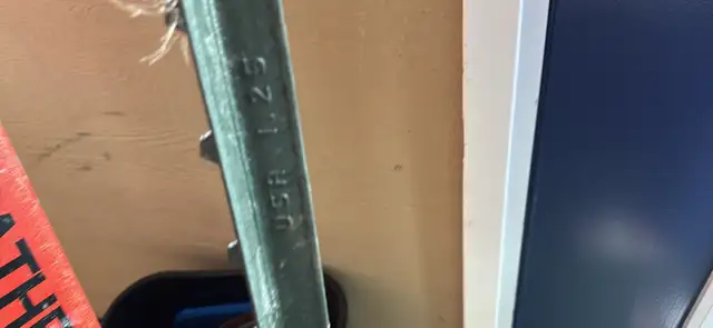 6 New  steel T posts. 7 ft