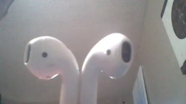 2nd Generation Apple airpods