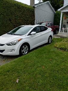 Hyundai Elantra GLS 2013 - Photo 3