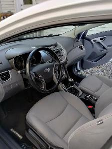Hyundai Elantra GLS 2013 - Photo 8