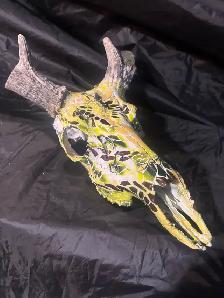 one of a kind hydro dipped deer skull - Photo 3