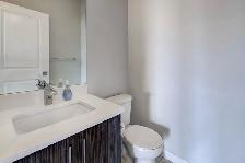 3.5BR   2.5Bath Open Concept Main Floor Home - Photo 6