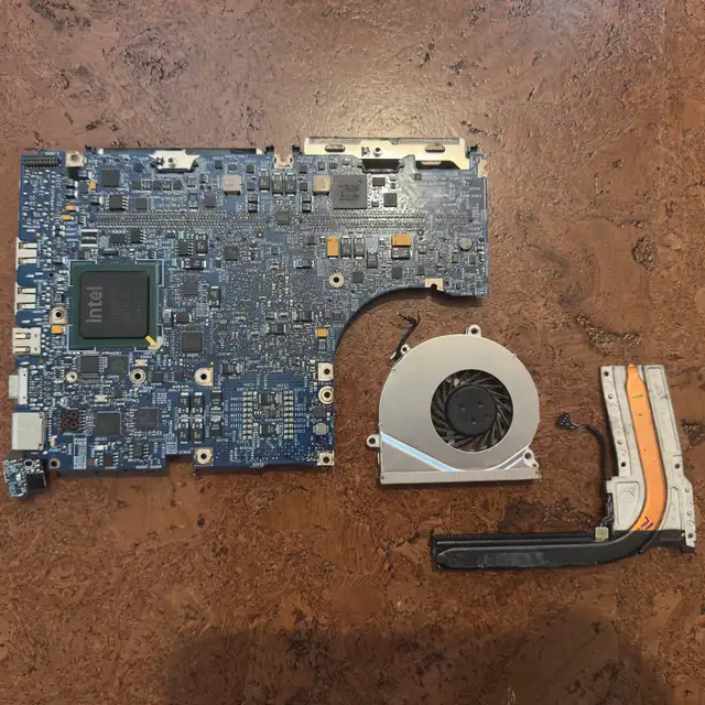 2007 Intel MacBook board