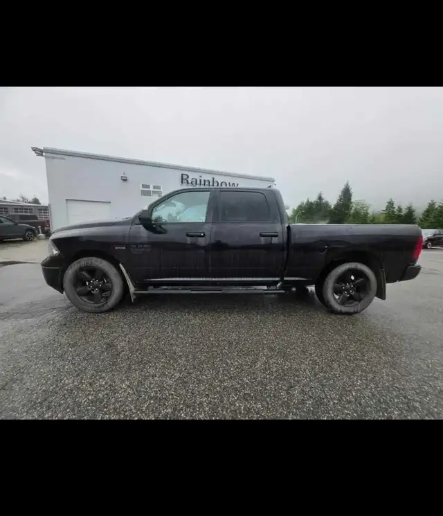 2023 Ram 1500 SLT Classic