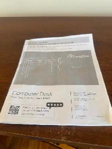 Good condition small computer desk for sale
