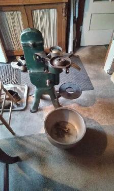 Antique cream separater